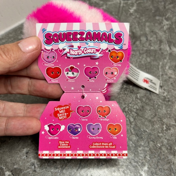 Squeezeamals Hearts - Devan - Picture 3 of 5